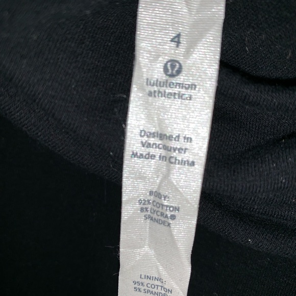 Warm & cozy Lululemon wrap size 4 - Picture 4 of 5